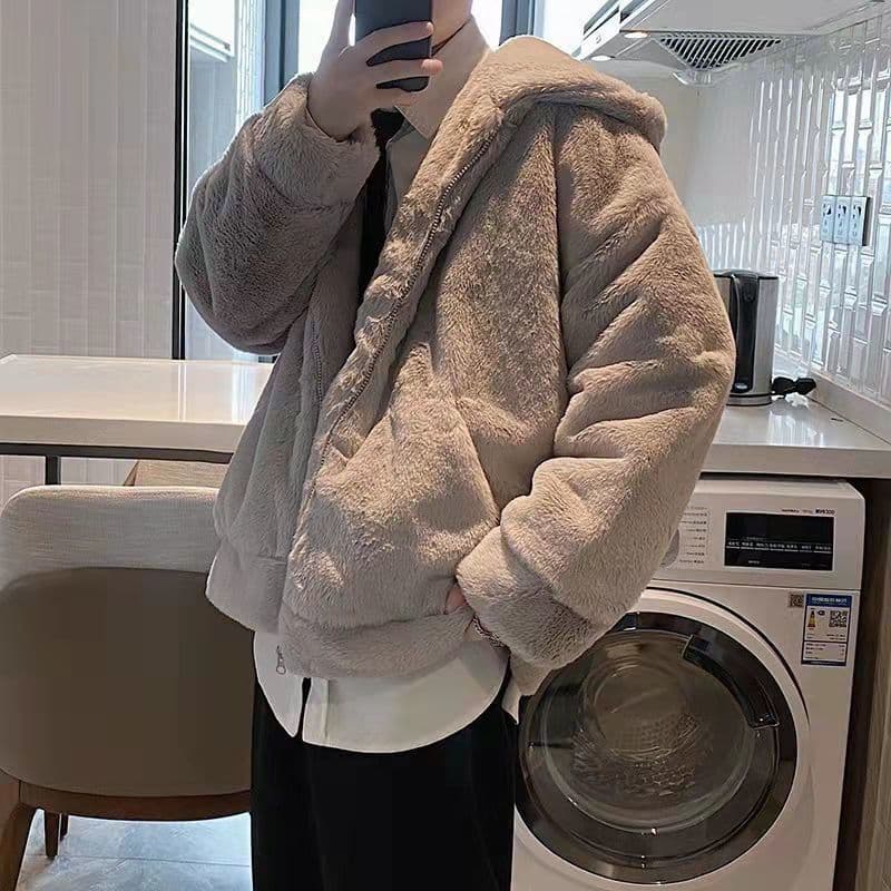 2025 Winter Plush Coat Men Korean Style Loose Hooded Shearling Faux Fur Thickened Trend College Style Overcoat