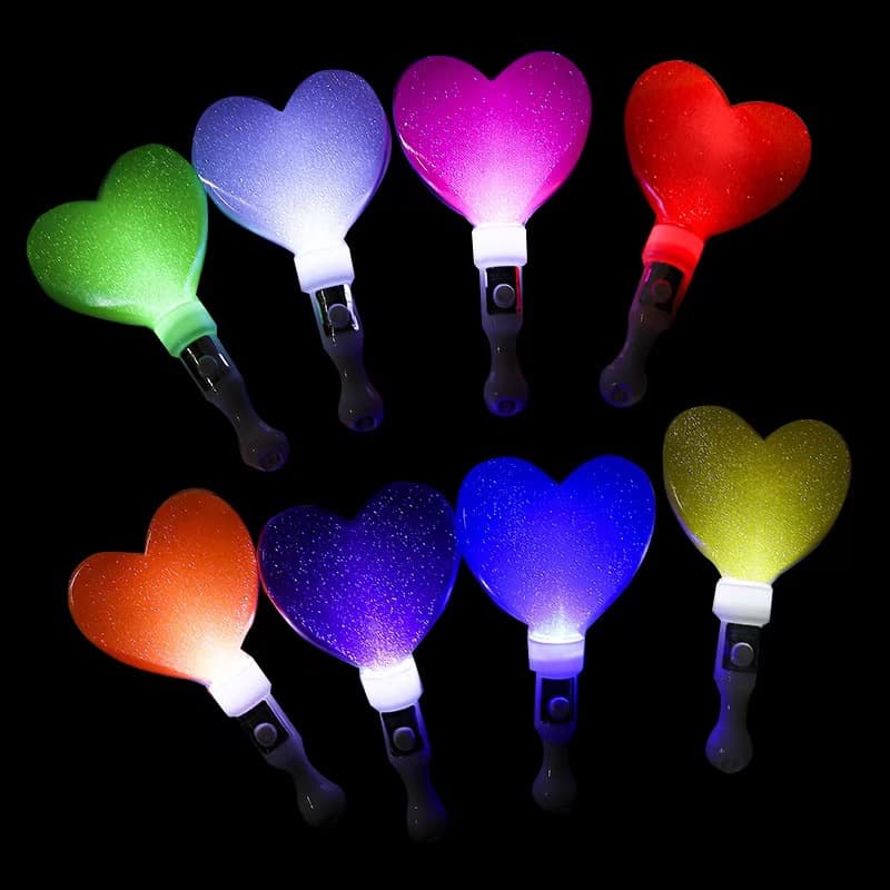 Heart-shaped Handheld Glow Sticks Wholesale, LED Flash Heart Sticks for Bars and Concerts with LOGO Customization