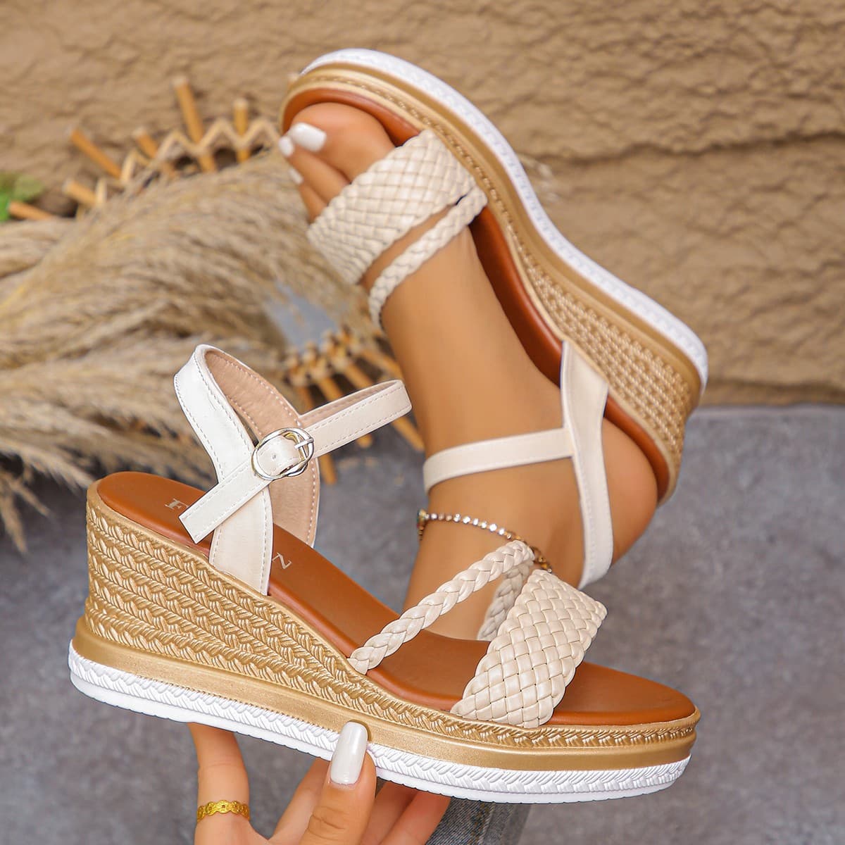 2026 European American Cross-Border Wedge Sandals Summer Plus Size Thick Sole Platform Sandals Women New Woven Roman Sandals