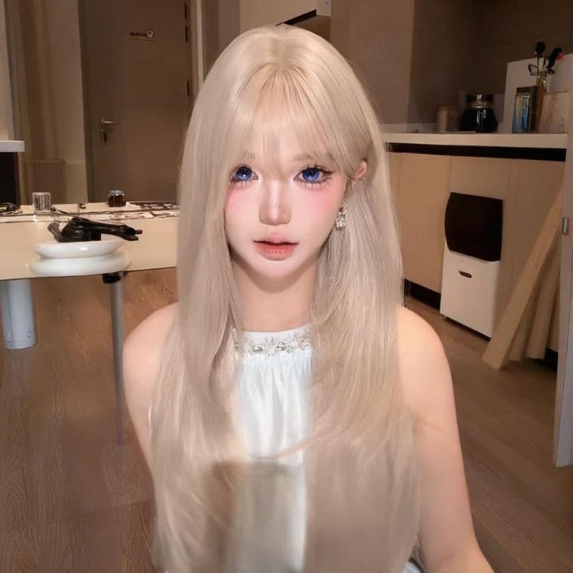 Koni Wig Milk Tea Platinum Bangs High-Layer Long Straight Hair Women Natural Full Head Wig Girl Group Hair Color Cos