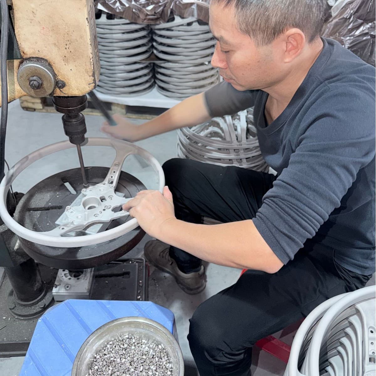 Source factory magnesium alloy die-cast steering wheel frame, steering wheel frame processing, steering wheel frame in stock.