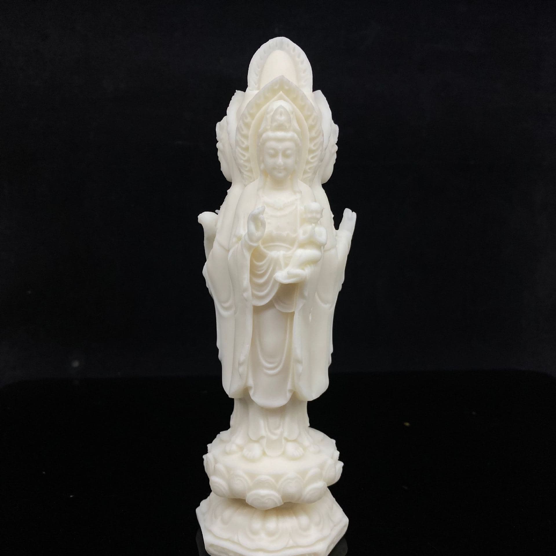Ivory Nut Carved Three-Faced Guanyin Buddha 18.5*5.3cm Child-Granting South Sea Beaded Guanyin Desktop Ornament Craft