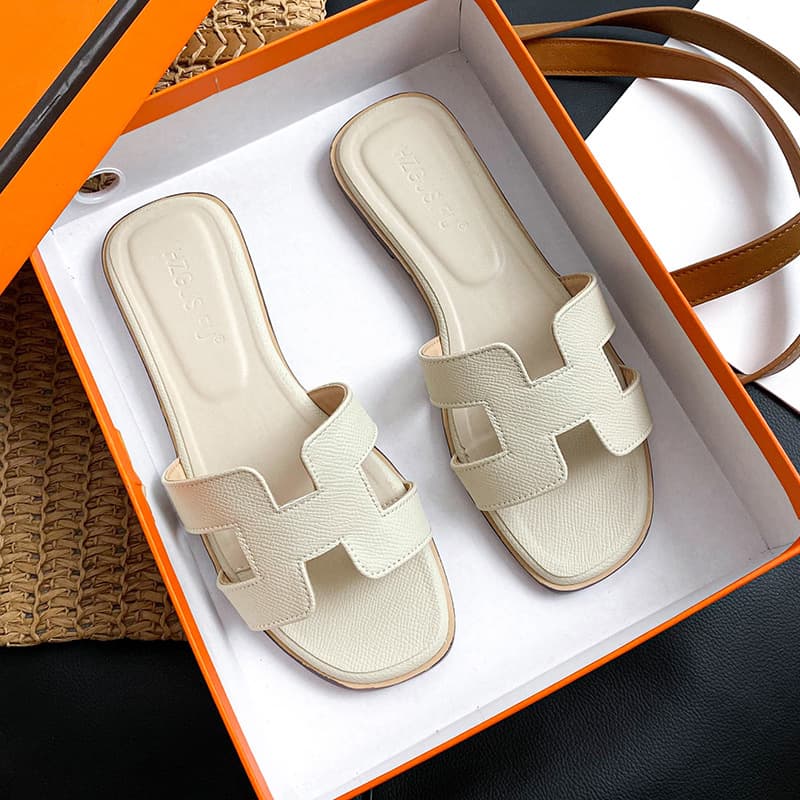 Women's Slippers 2026 New Spring Summer Fashion Versatile Flat One-Strap Sandals Beach Travel Sandals Palm Print