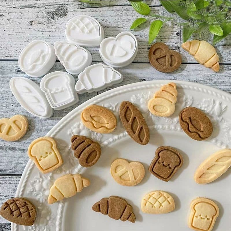 Cartoon 3D Press Cookie Mold Mini Toast Bread Baking Tool DIY Baby Food Press Mold Easy Release