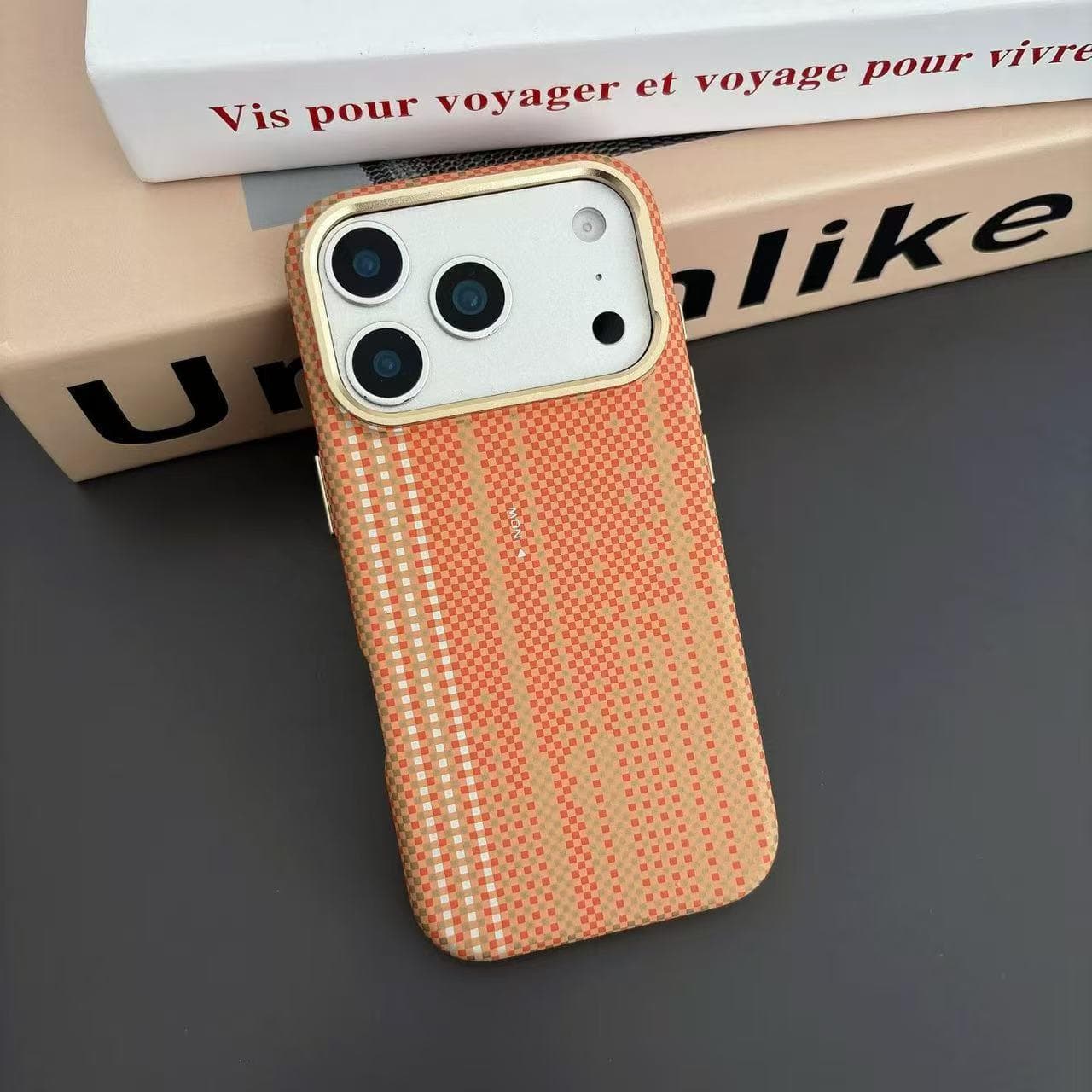 Cross-border iPhone 17 PRO MAX Kevlar Magnetic Phone Case Compatible with Apple 16 Premium Hard Protective Case 15