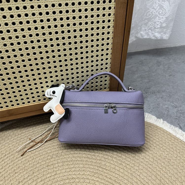 2026 new Korean style fashion simple casual shoulder crossbody bag European and American texture niche fashion commuter bag for women