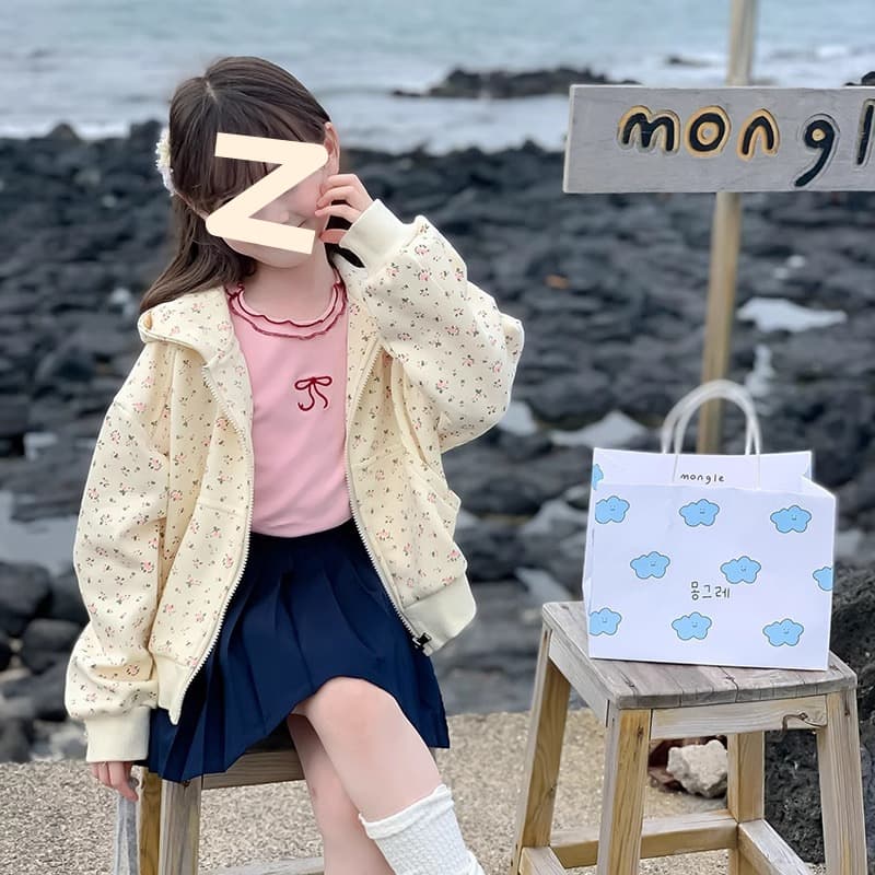 Girls' Autumn Long-Sleeve Hooded Jacket 2024 New Style, Korean Loose Trendy Printed Top for Older Kids