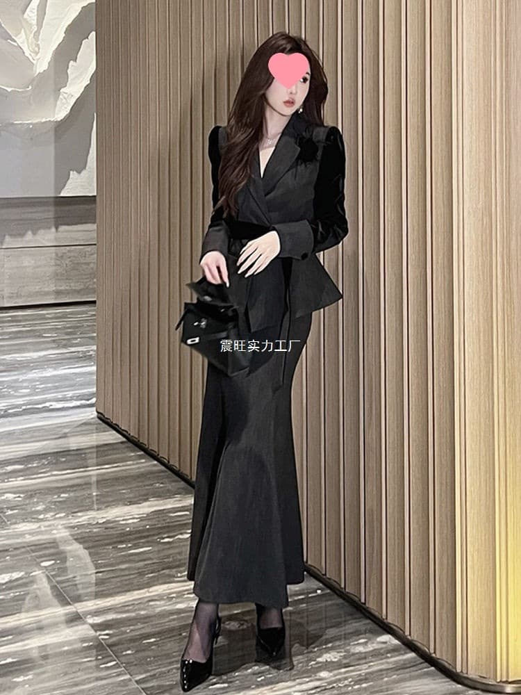 Atmosphere pure lust style suit 2025 autumn and winter new style complete set of spliced jacket + high waist skirt two-piece set