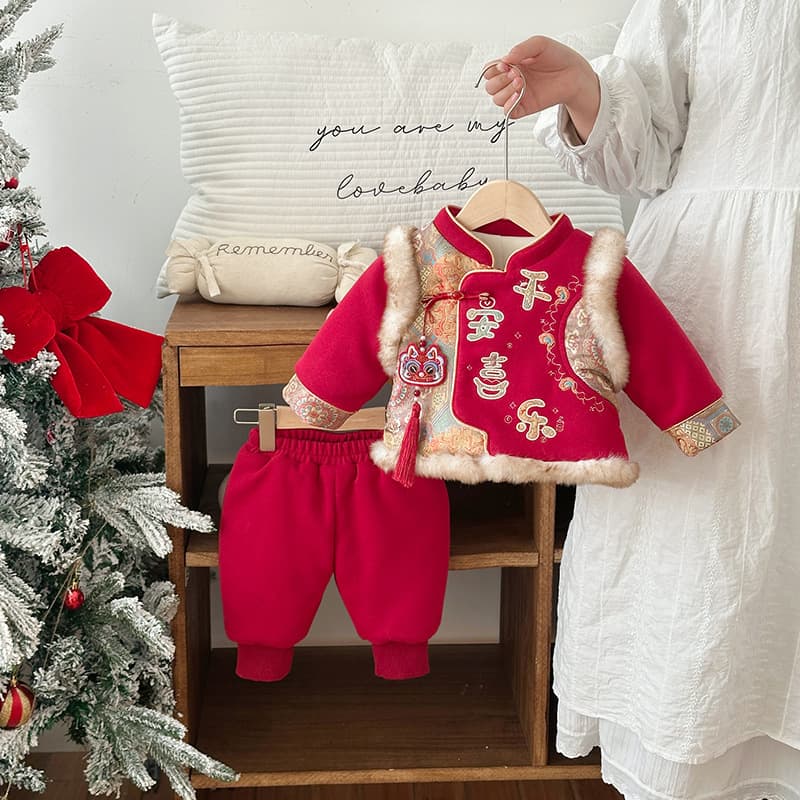 Infants and toddlers' festive New Year's clothing, cute male and female baby's 100-day-old clothing, newborn baby's safety and joy set