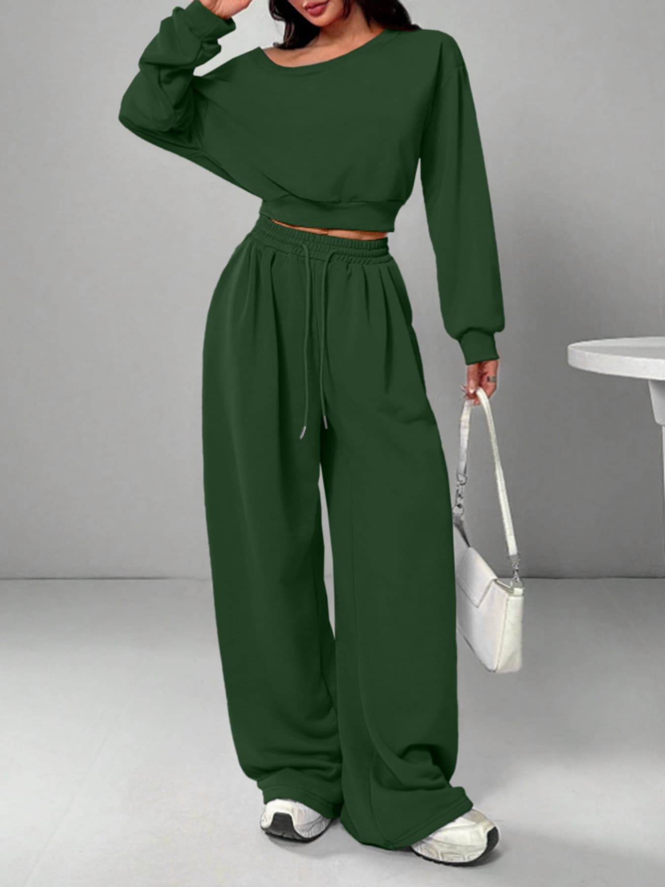 [In Stock] 2025 New Hot-Selling European & American Casual Set Solid Color Hoodie for Women Off-Shoulder Loose Knit