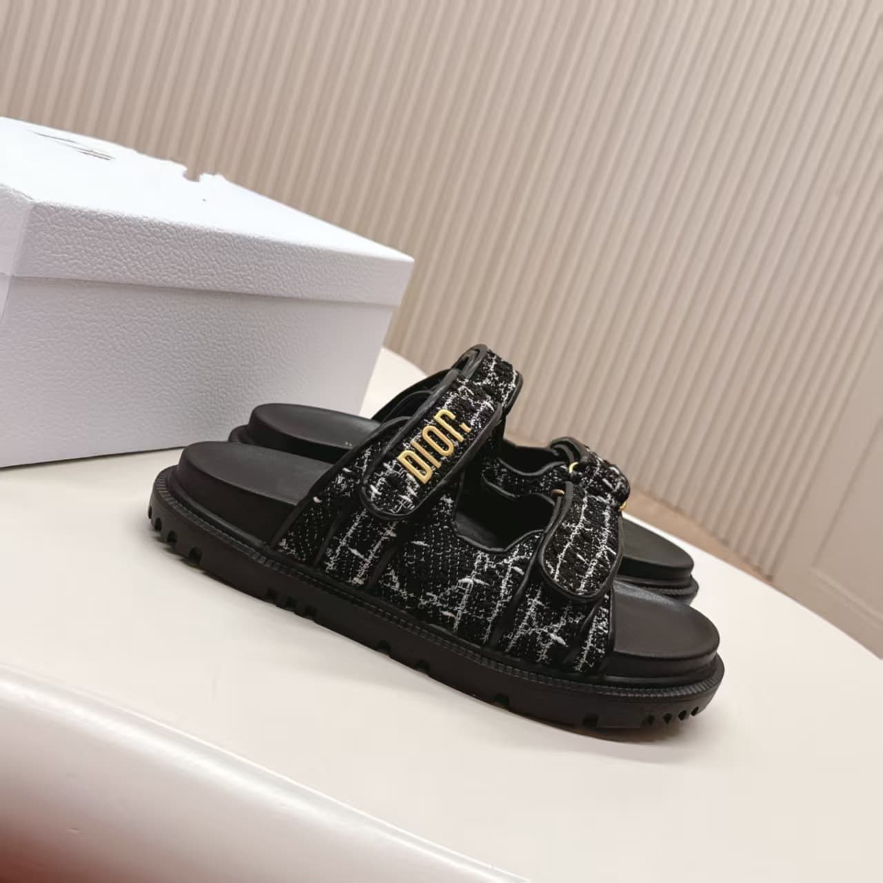D Brand 2025 Summer New Letter Velcro Sandals Women Thick Sole One-Strap Casual Flat Beach Shoes