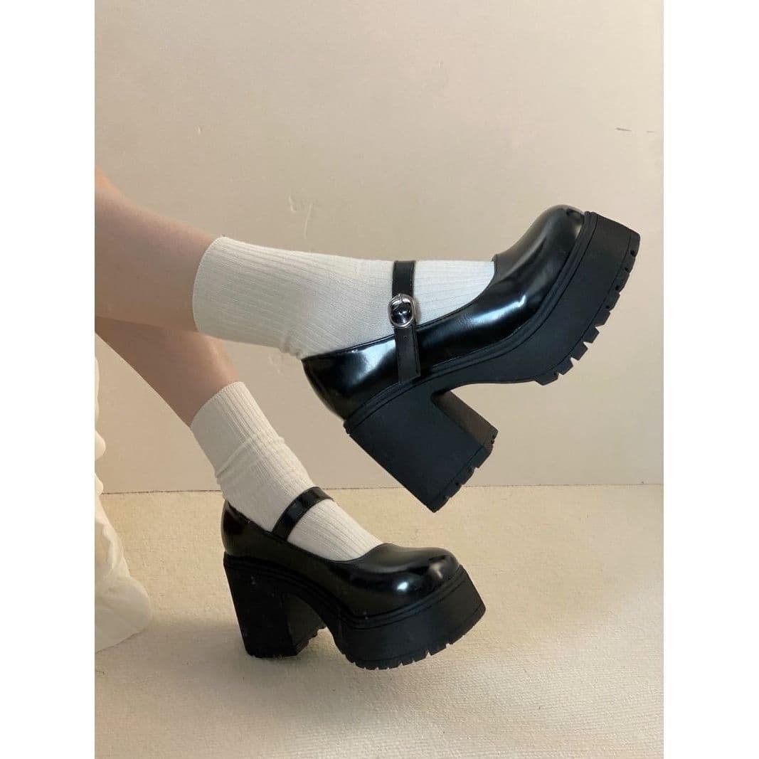 Black High Heel Shoes Women 2023 Autumn New Japanese Style for Skirts Uniform British College Platform Shiny