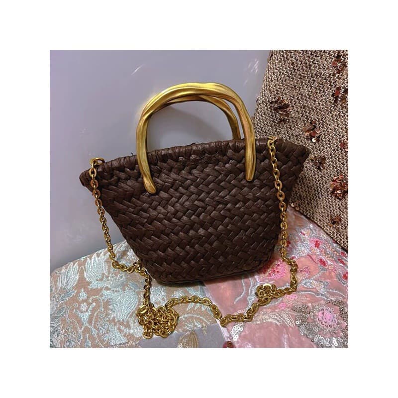 Niche Design Woven Bag Handbag 2026 New Style Metal Handle Vintage Straw Bag Crossbody Bag for Women