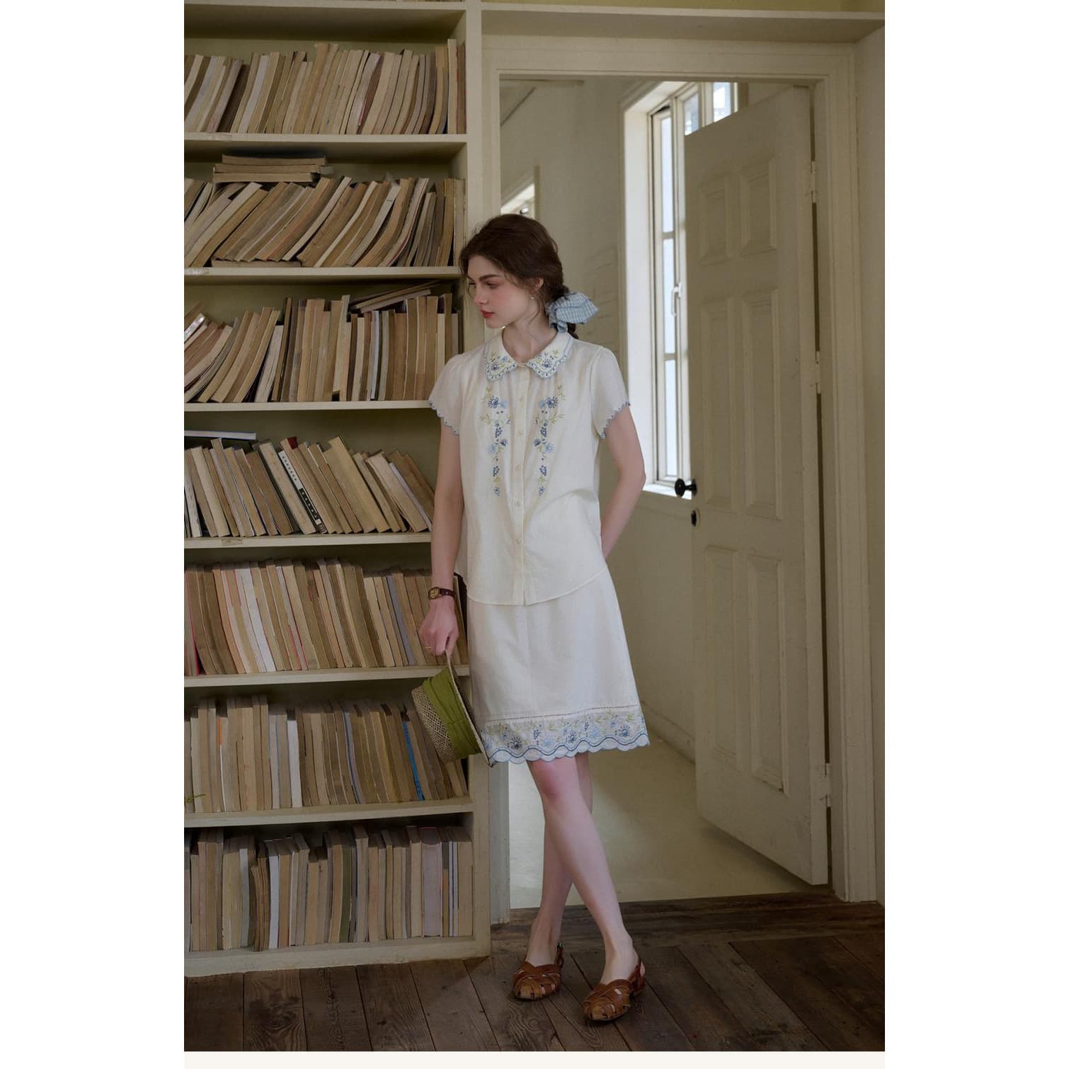SimpleRtro Lily of the Valley Mirror Fine Spun 60s Combed Cotton French Doll Collar Colorful Cutwork Embroidery Set Dress