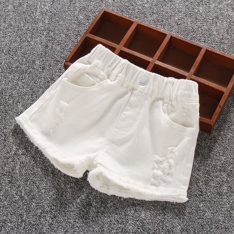 Girls' White Ripped Denim Shorts 2026 New Style Summer Korean Version Straight-Leg Knee-Length Toddler Pants