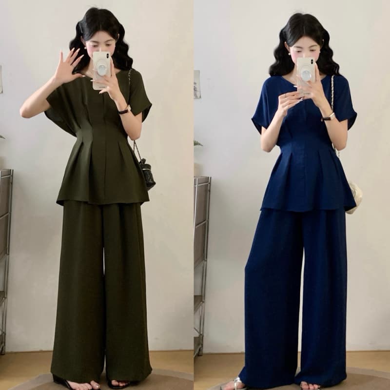 Plus Size Women's Fashion Waist-Tightening Top and Wide-Leg Pants Two-Piece Set, Slimming and Flattering, Casual and Elegant Outfit for Curvy Women