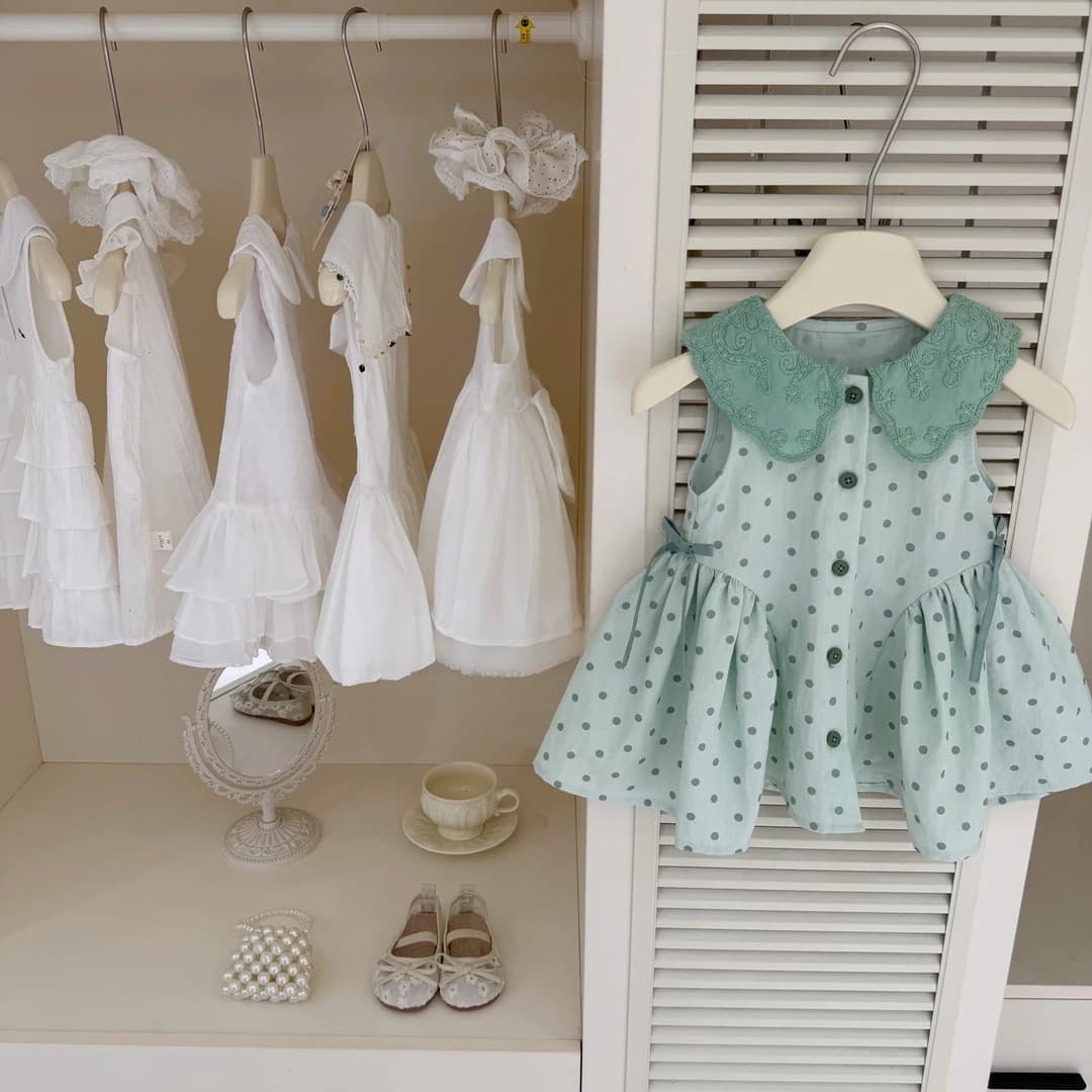 Tian Xiaosi Mint Lime! 2026 Girl's Green Polka Dot Embroidered Peter Pan Collar Vacation Style Vest Dress