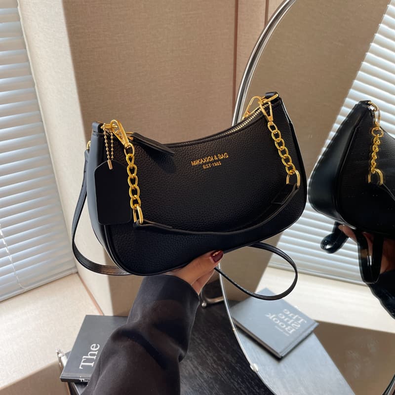 Designer Soft Leather Bag for Women 2026 New Trendy Personalized Stylish Casual Crossbody Bag Fashion Shoulder Bag for Women