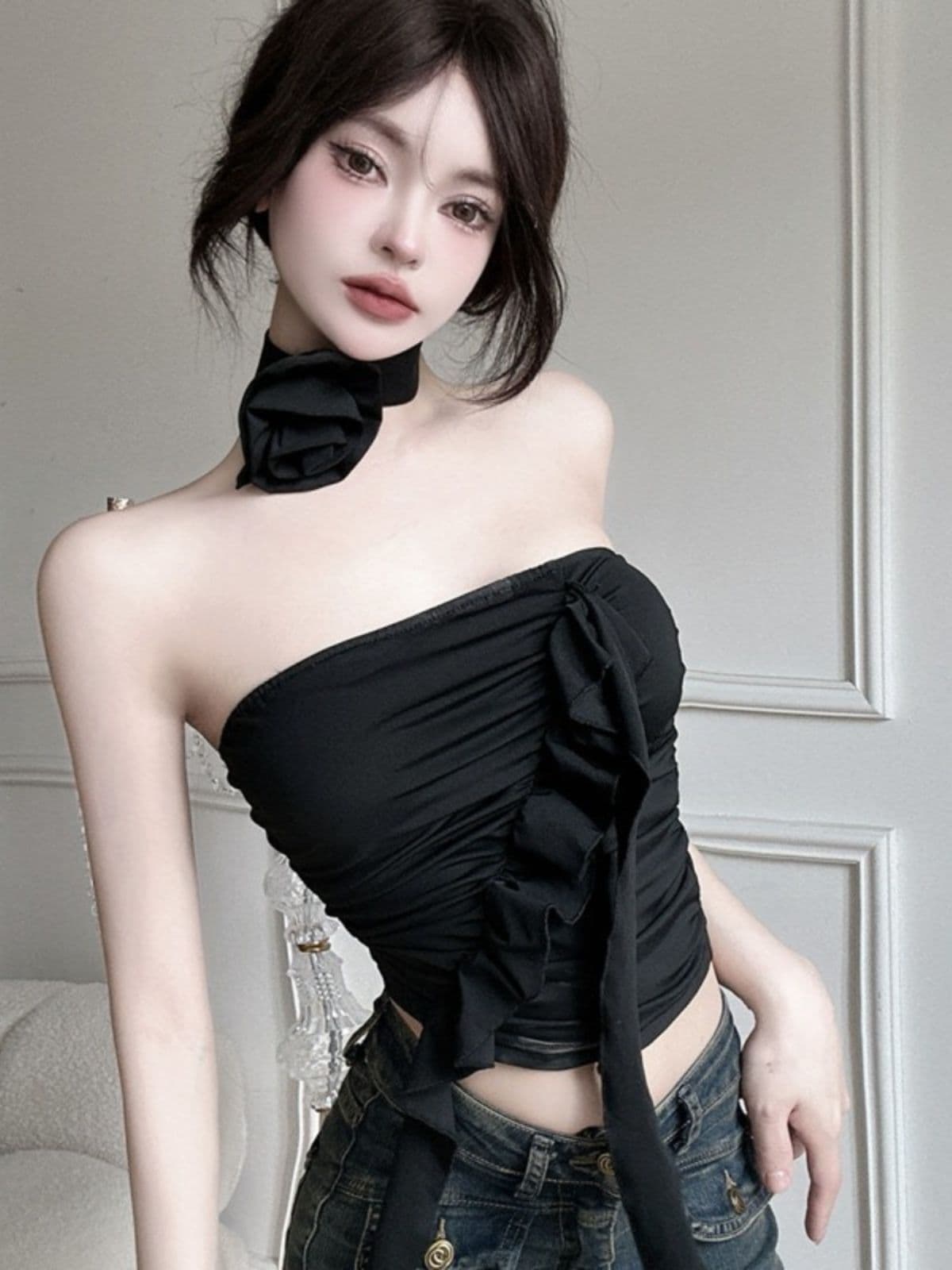 Sexy one-line neckline off-shoulder halterneck camisole for women's summer outerwear temperament ruffled slim sexy waistless top