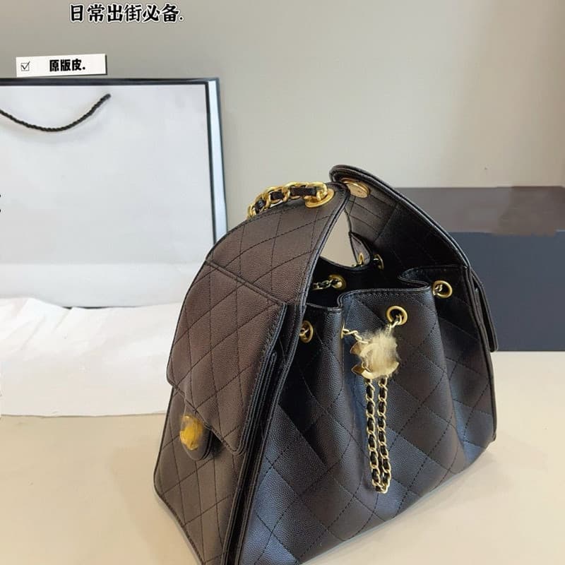 25 New Genuine Leather Fragrance-Style Chain Biker Bag Underarm Hobo Diamond-Quilted Zip Clasp Trendy Youth Single-Shoulder Crossbody Bag