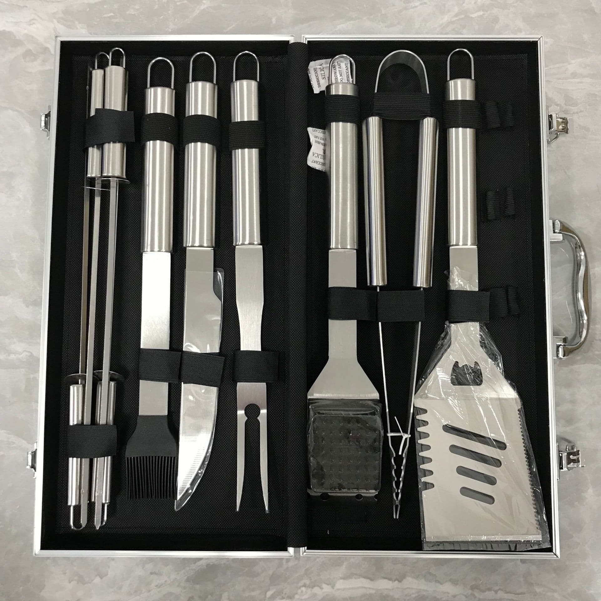 Stainless Steel Aluminum Case Large Tube Handle BBQ Tool Set with Fork, Spatula, Tongs, Wire Brush, Tube Handle Knife
