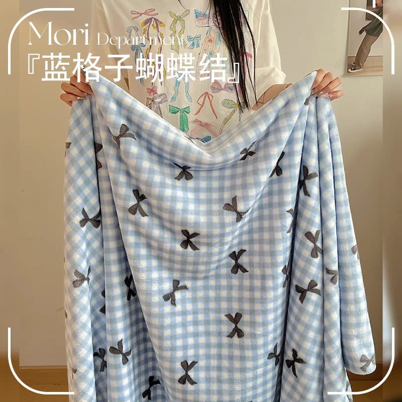 Coral fleece blanket towel blanket office nap sofa throw student rest air-conditioning blanket cover shawl winter