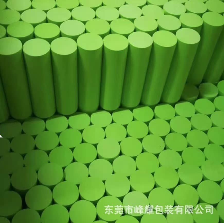 Processing 50mm diameter foam columns, 38-degree black and white EVA columns, various hardness available in stock.