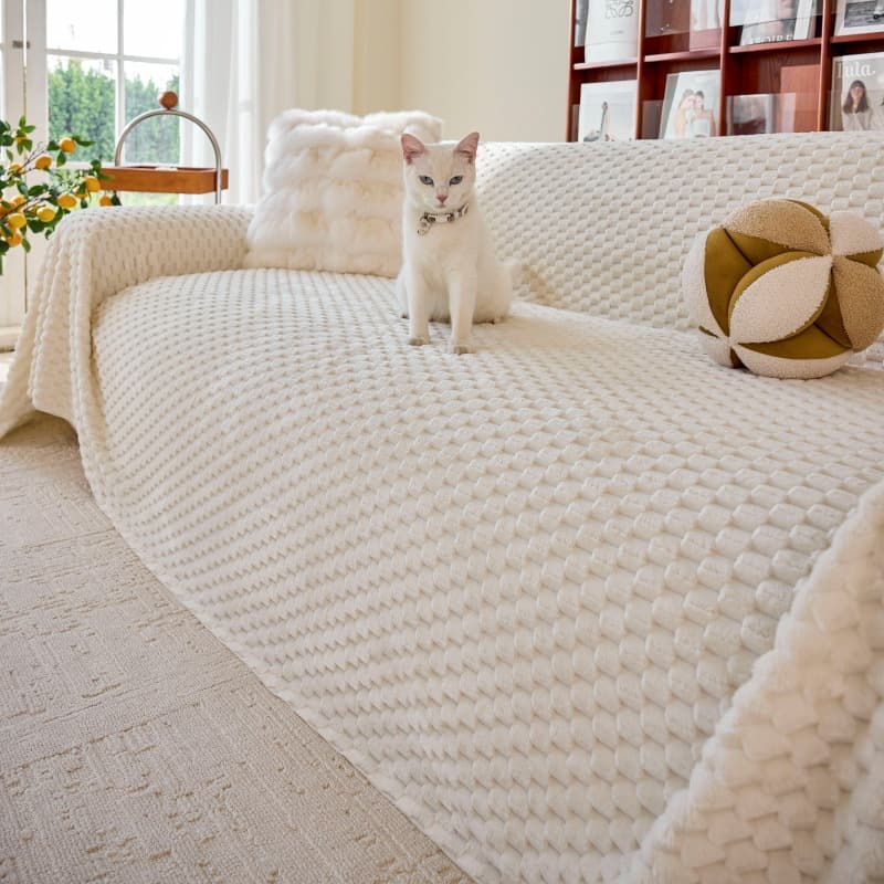 Winter Soft Plush Flannel Sofa Cover, New Cat Scratch Resistant Sofa Slipcover, Throw Blanket, All-Season Use