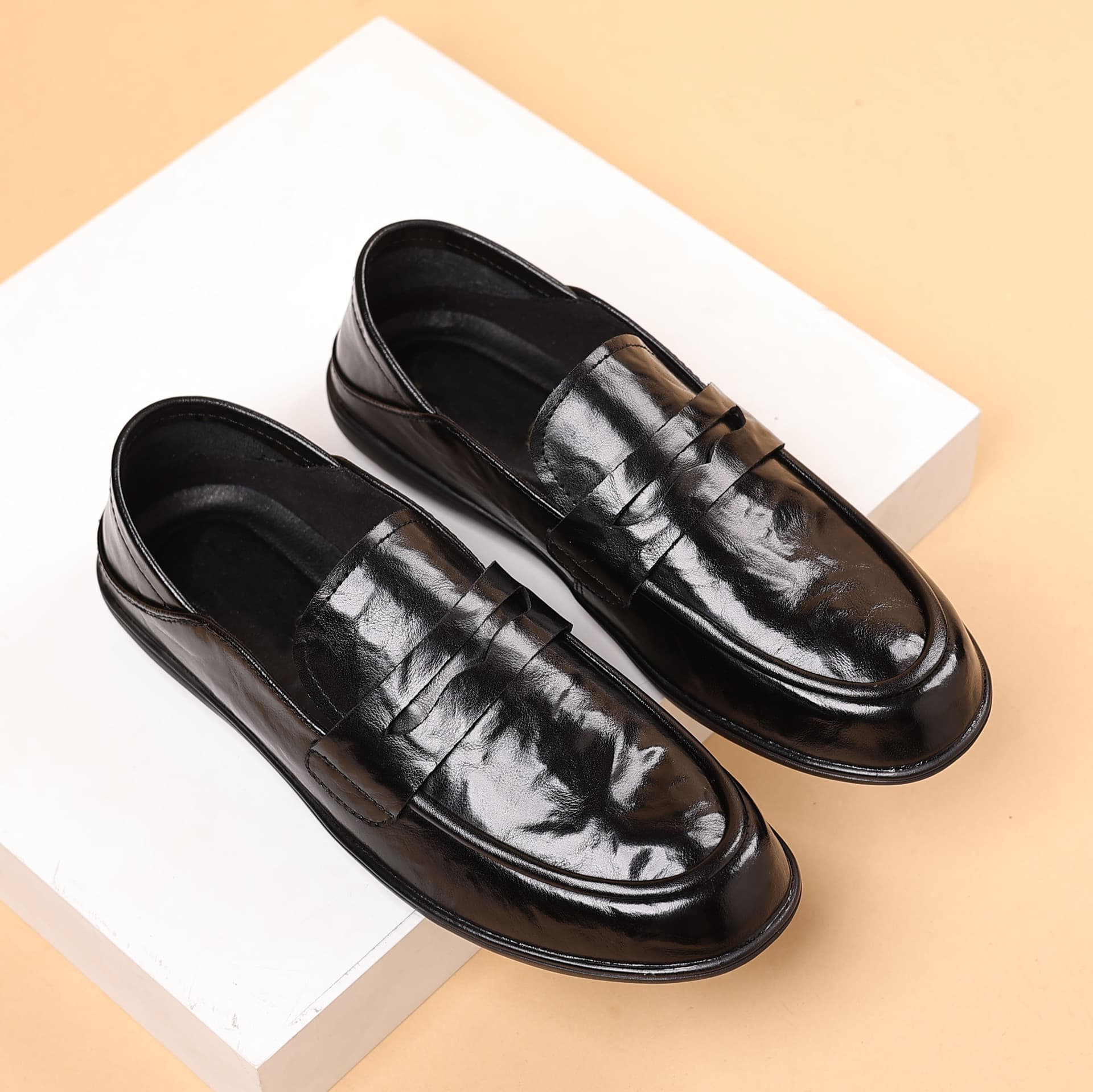 Spring/Summer New Leather Loafers British Formal Business Casual Men's Lazy Slip-On Loafers