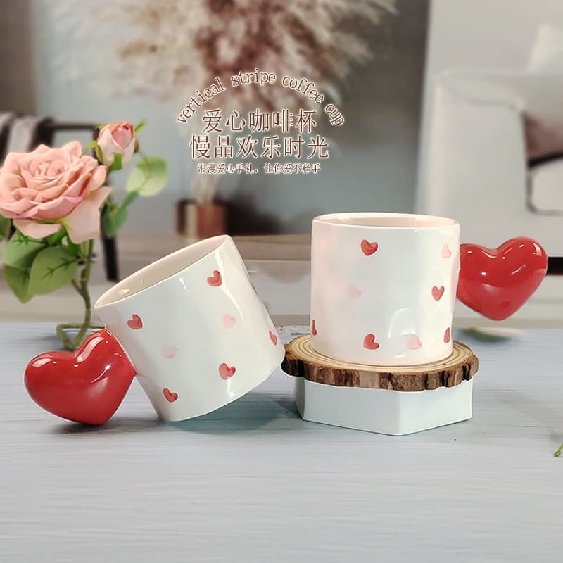 Vintage Ins Style Heart Handle Ceramic Cup Wedding Favor Gift Mug Couple Round Coffee Cup Wholesale