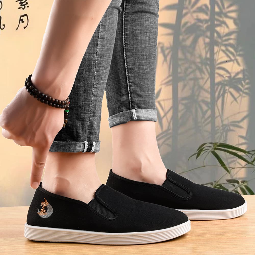Old Beijing Cloth Shoes for Men, Comfortable and Breathable Casual Rubber Soft Sole Anti-Slip Versatile Lightweight Slip-On for Spring, Summer, and Autumn