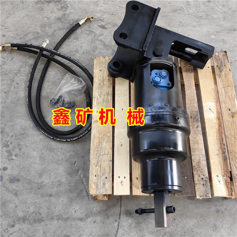 Small excavator converted spiral drill power head, utility pole replacement small excavator drill rod drilling machine, manufacturer sales.