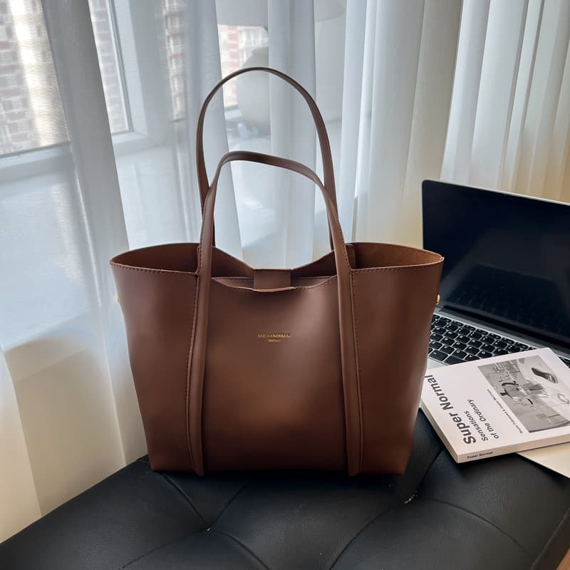 Premium Tote Bag for Women Fall New Arrival Trendy Fashion Minimalist Shoulder Bag Large Capacity Versatile Minimalist Handbag