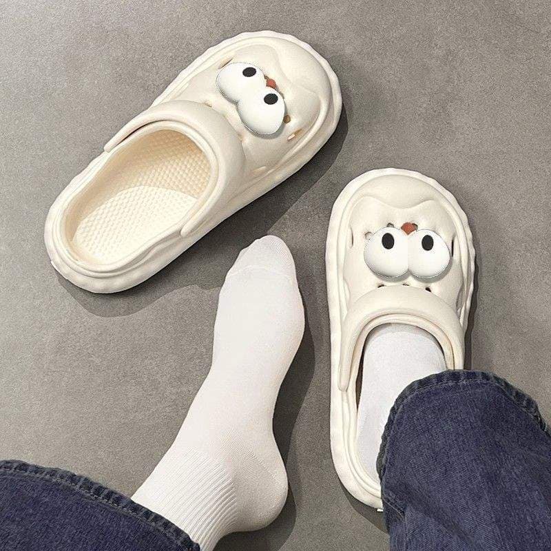 Black Croc-Style Sandals for Women Summer 2025 New Thick Sole Trendy Cloud-Like Comfort Closed-Toe Sandals