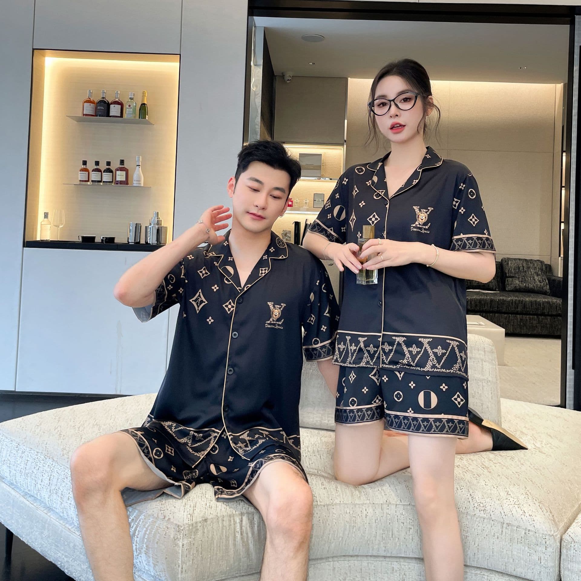 Men's Ice Silk Pajamas Summer Thin Short Sleeve Trendy Bear Couple Pajamas Luxury Homewear