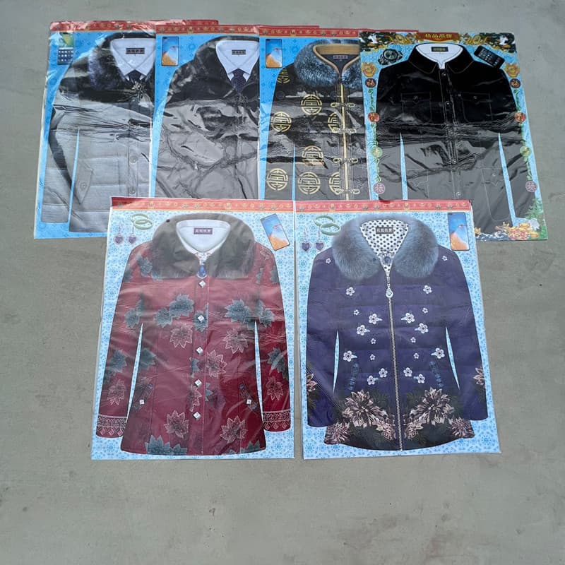Wholesale large paper clothes for men and women, seasonal wear, for ancestral worship, October 1st, Qingming grave visits, and burning.