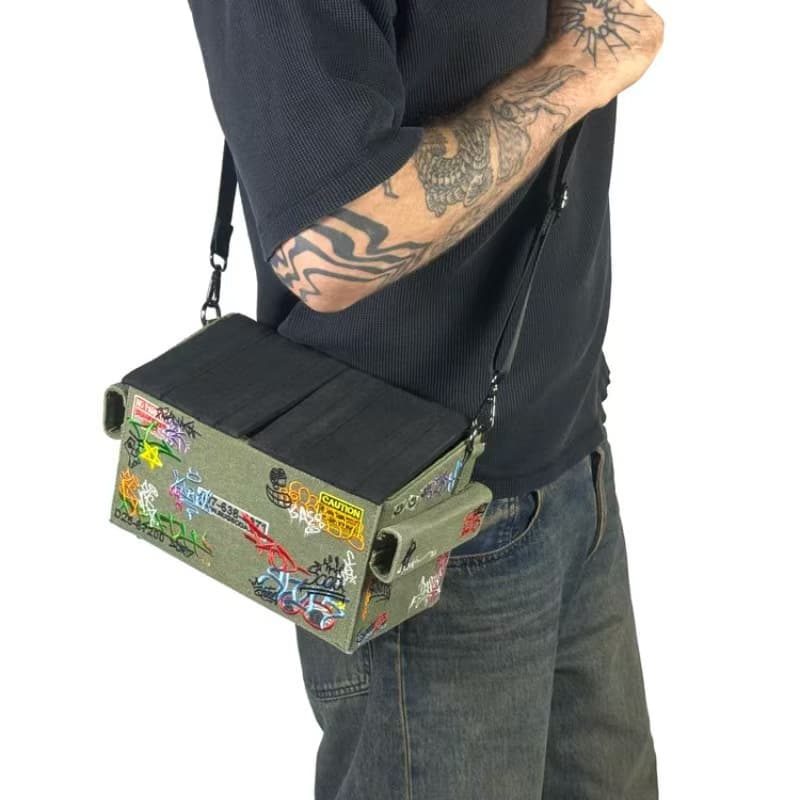 New Cross-border Canvas Embroidered Shoulder Bag Military Green Large Capacity Multi-functional Storage Bag Trendy Graffiti Crossbody Bag