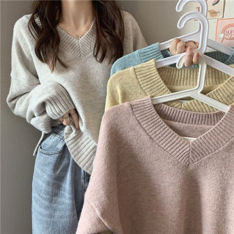 Women's Loose-Fitting Sweater for Spring, Autumn, and Winter 2026 New Korean Style Long-Sleeve V-Neck Pullover Knitwear in Large Sizes