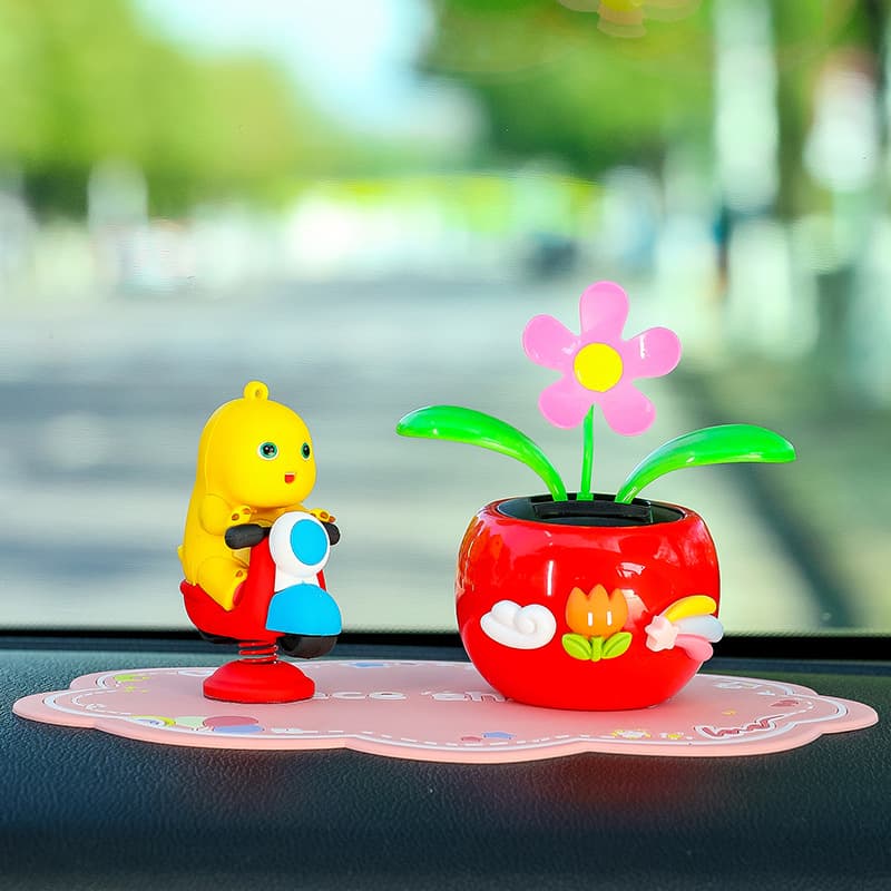 Cartoon Little Milk Dragon Car Ornament, Solar-Powered Swinging Sunflower Dashboard Decoration for Women