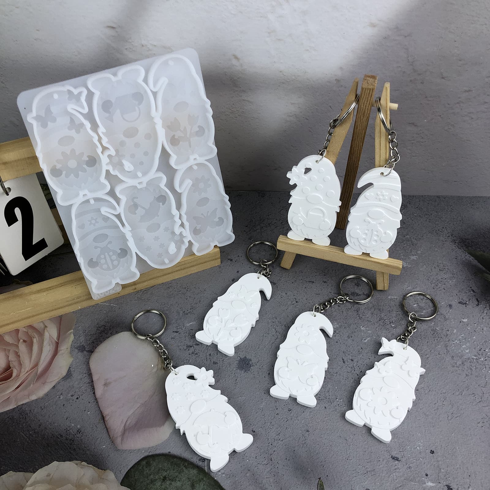 X0624 Spring Gnome Keychain Collection Keychain Decoration Cement Plaster Mold DIY Silicone Mold