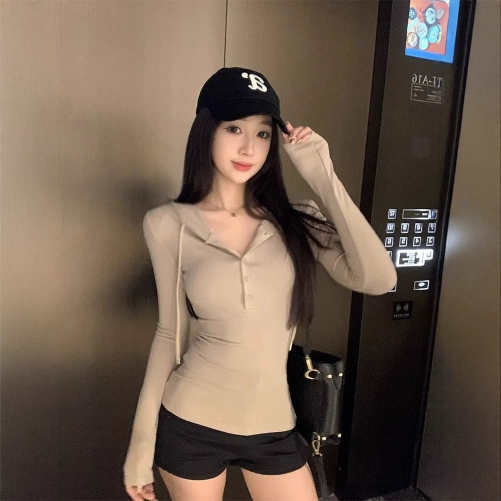 Cross-border Korean hooded long-sleeved T-shirt women's waist 2026 spring and autumn new slim fit niche half-buttoned top