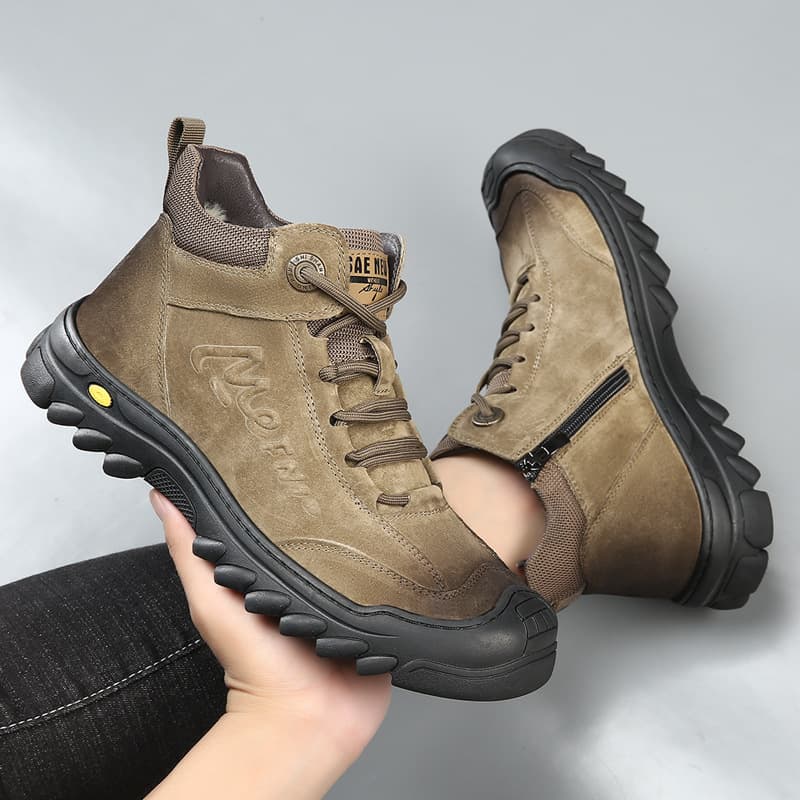 Winter Snow Boots for Men, Genuine Leather, Fleece-Lined, Thickened Outdoor Cotton Shoes, Warm Wool-Lined Men's Shoes for Northeast China