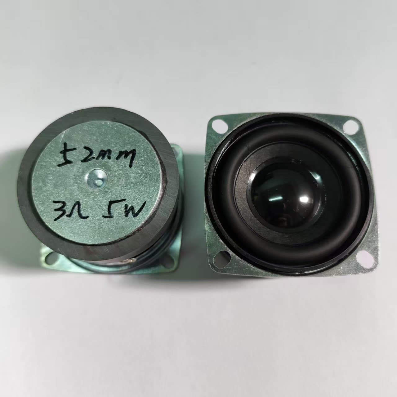 52MM square blackened 16 core 50 magnet PU edge speaker, 2-inch external magnet speaker, 3 ohm 5W, total height 32mm