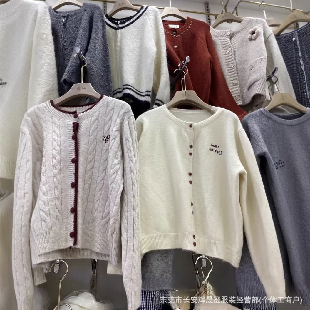Factory Direct Supply Women's Autumn Pullover Sweaters Wholesale Cheap Outerwear Clothing Street Stall Knitwear