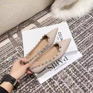 Soft Leather French Elegant Pointed-Toe Flats for Women Shallow Mouth Women's Studded Patent Leather Evening Breeze Gentle Soft Sole Flat Shoes