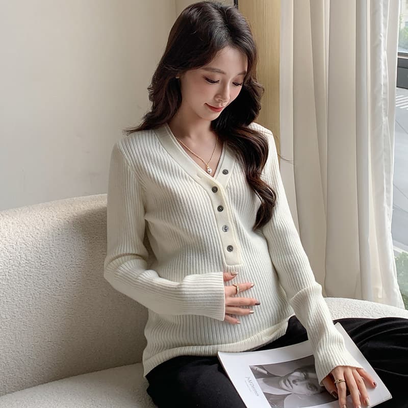 Maternity Wear Top 2025 Autumn/Winter New Postpartum Open-Button Nursing V-Neck Design Slimming Knit Shirt