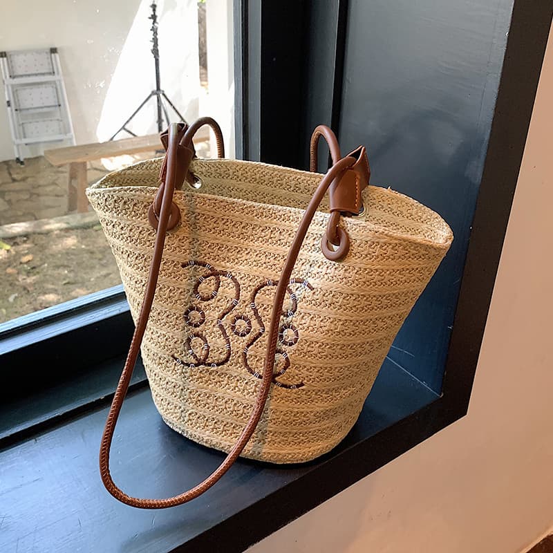 Women's Large Capacity 2026 New Woven Crossbody Bag Casual Summer Beach Tote Bucket Shoulder Bag