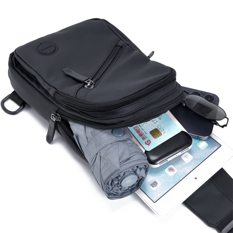 New Men's Single Shoulder Bag, Water-Resistant, Durable, Commuter Business Outdoor Sports, Minimalist Fashion, Versatile Comfortable Crossbody Bag