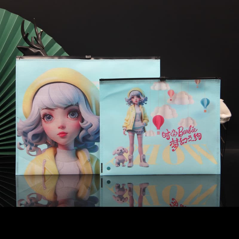Children's clothing packaging bags, cartoon leggings, thermal underwear, shark pants, non-woven bags, scarves, sweaters, cloth bags.
