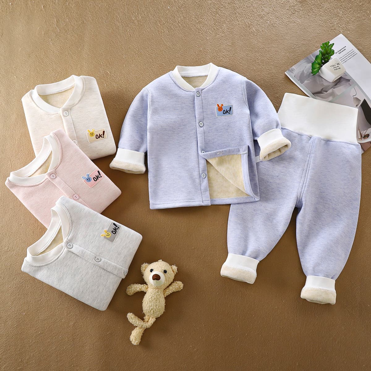 Children's thermal underwear set, fleece-lined and thickened, new autumn and winter style, seamless base layer for infants and toddlers, boys and girls, long underwear and trousers